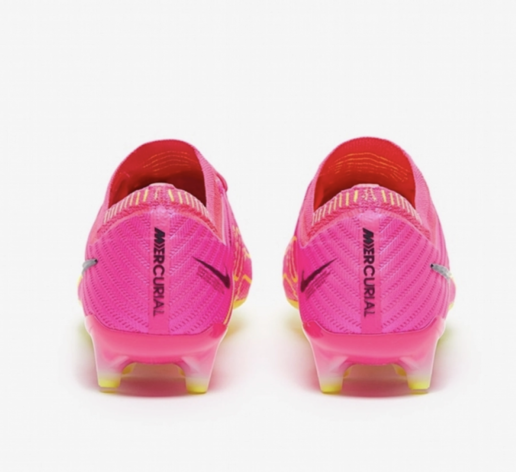 Бутсы профессиональные Nike Mercurial Vapor 15 Elite AG-PRO