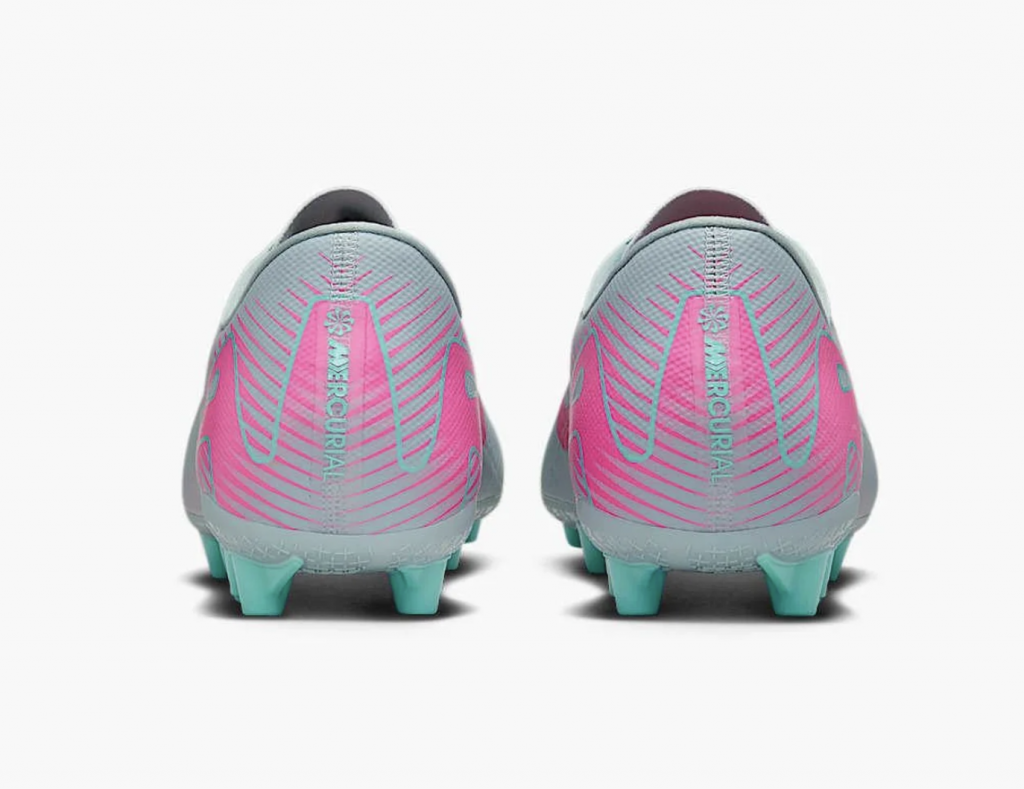 Бутсы Nike Mercurial Vapor 16 Academy AG