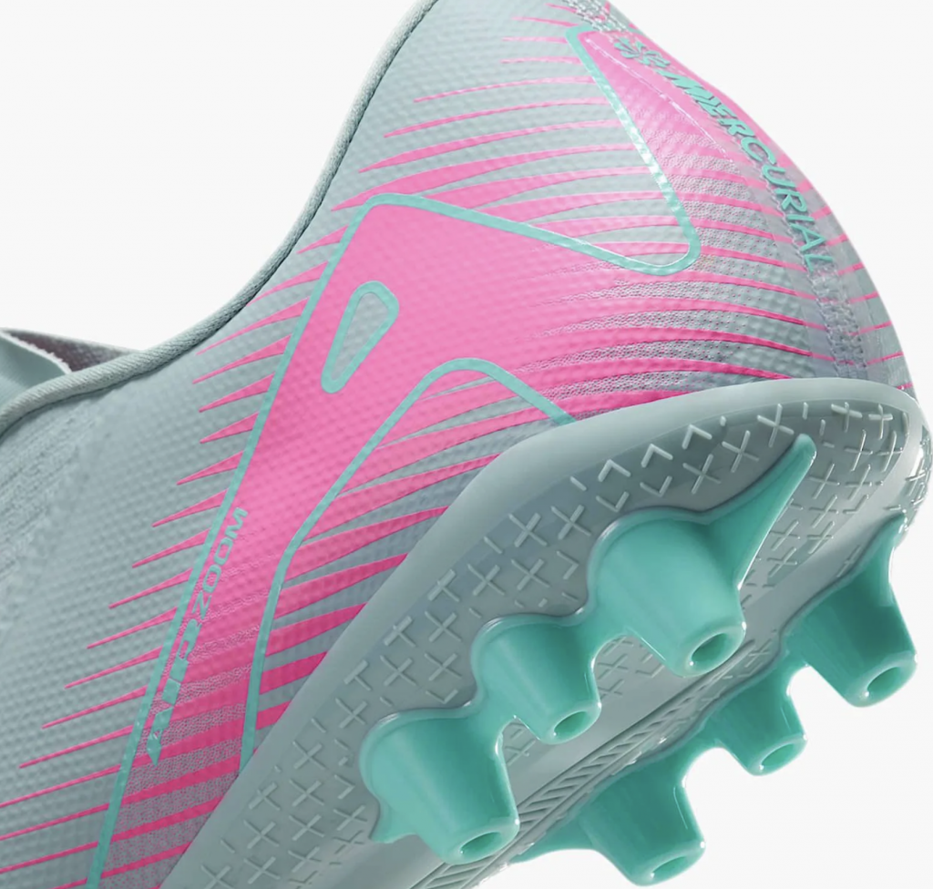 Бутсы Nike Mercurial Vapor 16 Academy AG