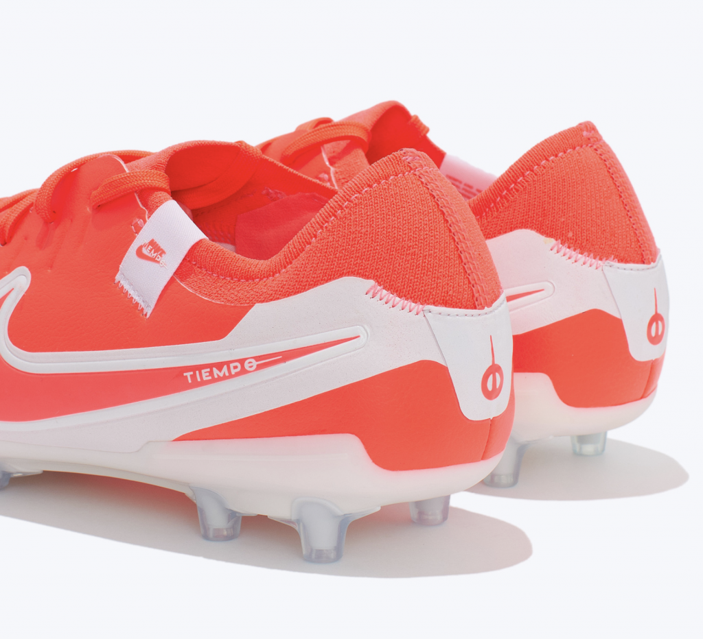 Бутсы полупрофессиональные Nike Tiempo Legend 10 Pro AG
