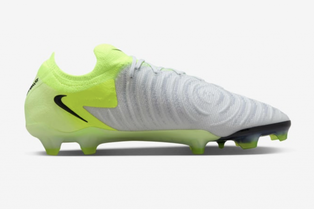 Бутсы профессиональные Nike Phantom GX II Elite FG