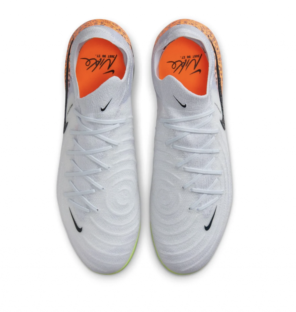 Бутсы профессиональные Nike Phantom GX II Elite FG Oly White