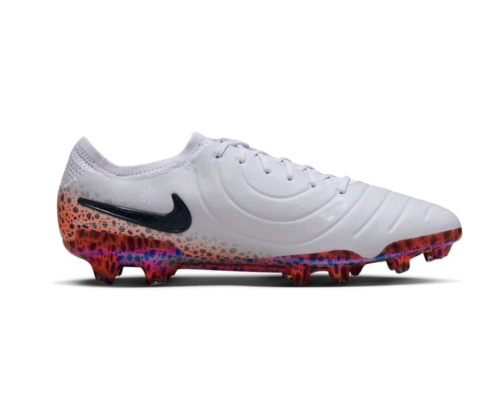 Бутсы профессиональные Nike Tiempo Legend 10 Elite FG