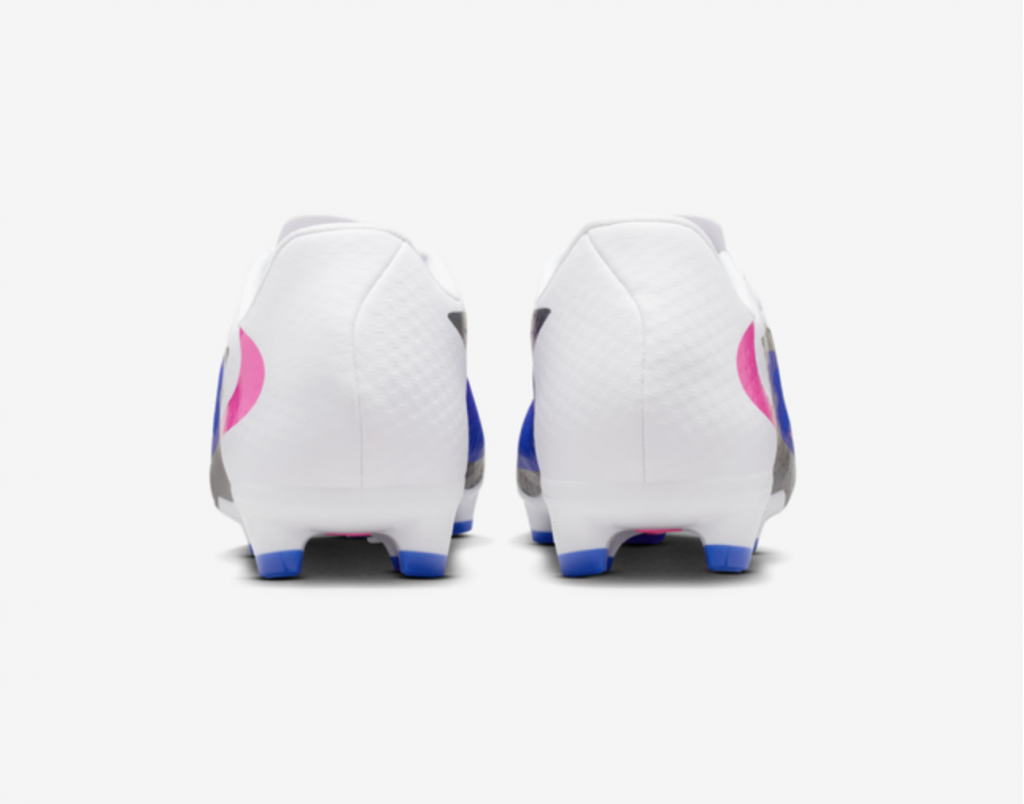 Бутсы Nike Phantom 6 Low Academy FG