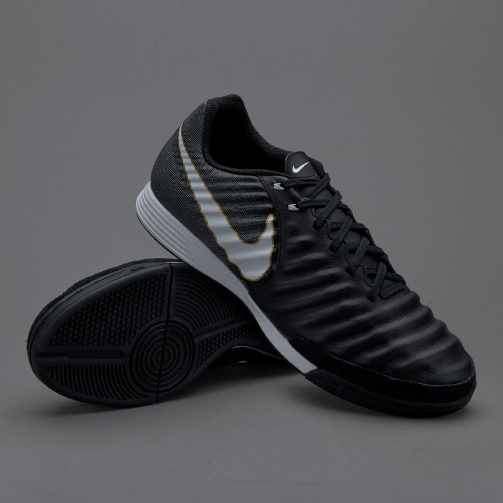 nike tiempo ligera ic