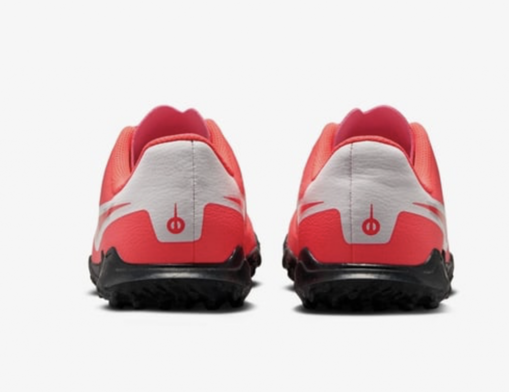 Шиповки детские Nike Tiempo Legend 10 Club JR TF