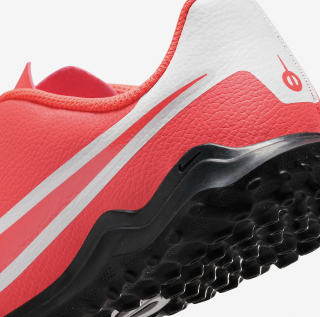 Шиповки детские Nike Tiempo Legend 10 Club JR TF