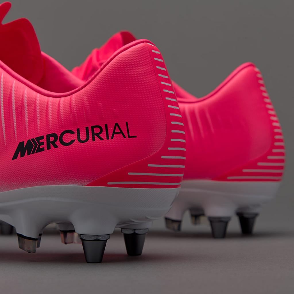 Nike Mercurial Pink. Белые бутсы. Mercurial Rose White. Soft ground бутсы фото.