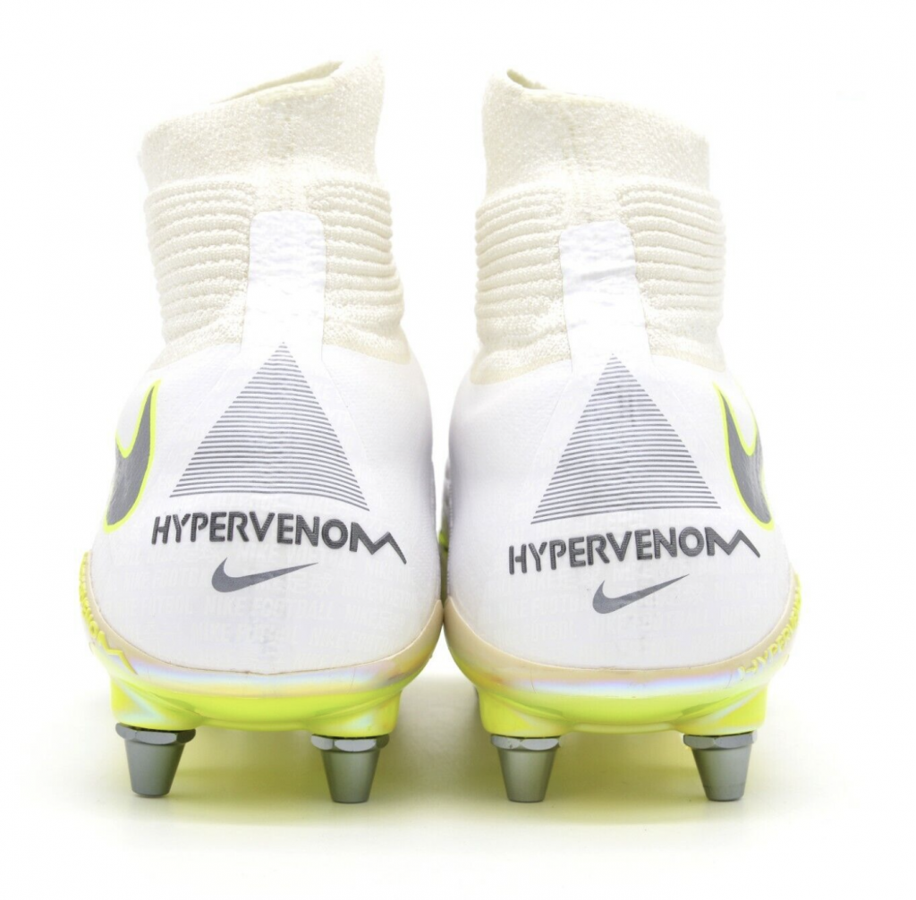 Бутсы профессиональные Nike Hypervenom Phantom III DF SG-Pro