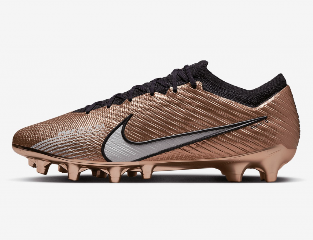 Бутсы профессиональные Nike Mercurial Vapor 15 Elite AG-PRO