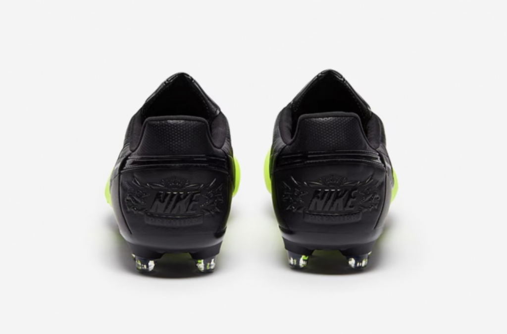 Бутсы профессиональные Nike Premier III FG