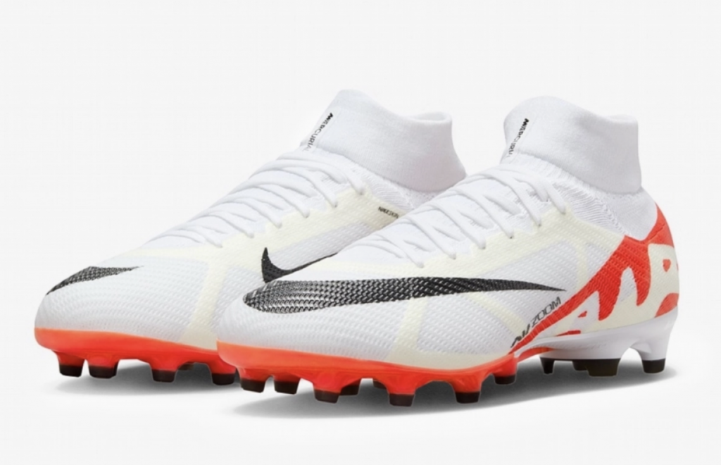 Бутсы полупрофессиональные Nike Mercurial Superfly 9 AG-Pro