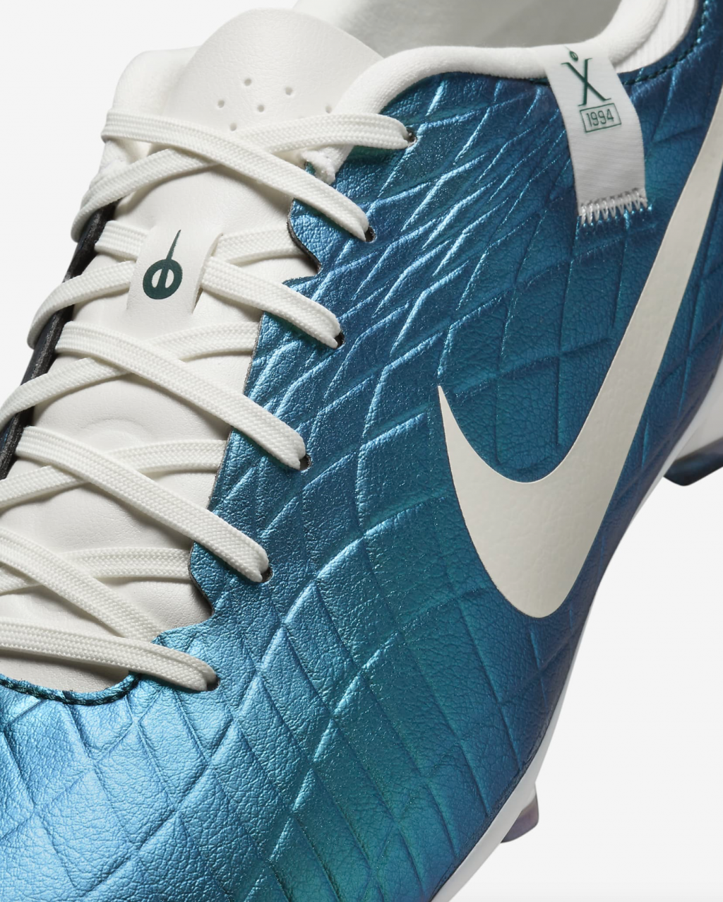 Бутсы Nike Tiempo Legend 10 Academy FG