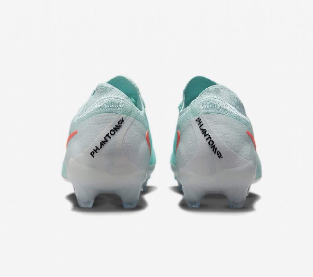 Бутсы профессиональные Nike Phantom GX II Elite FG