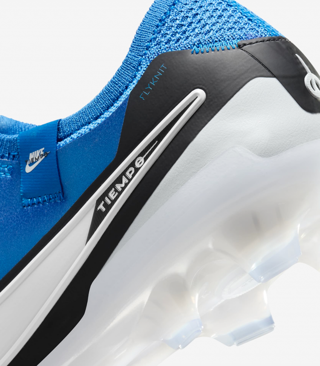 Бутсы профессиональные Nike Tiempo Legend 10 Elite FG