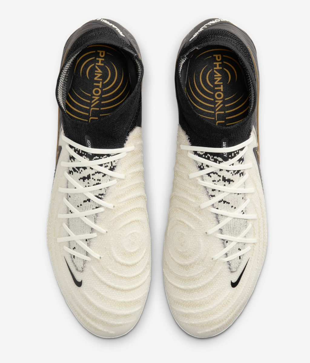 Бутсы профессиональные Nike Phantom Luna II Elite FG