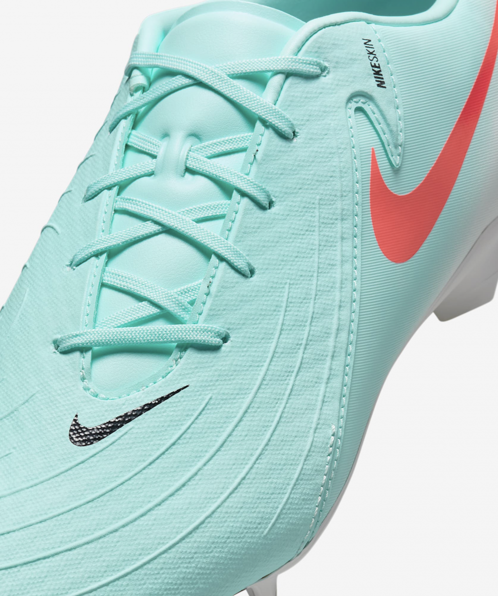 Бутсы Nike Phantom GX II Academy FG