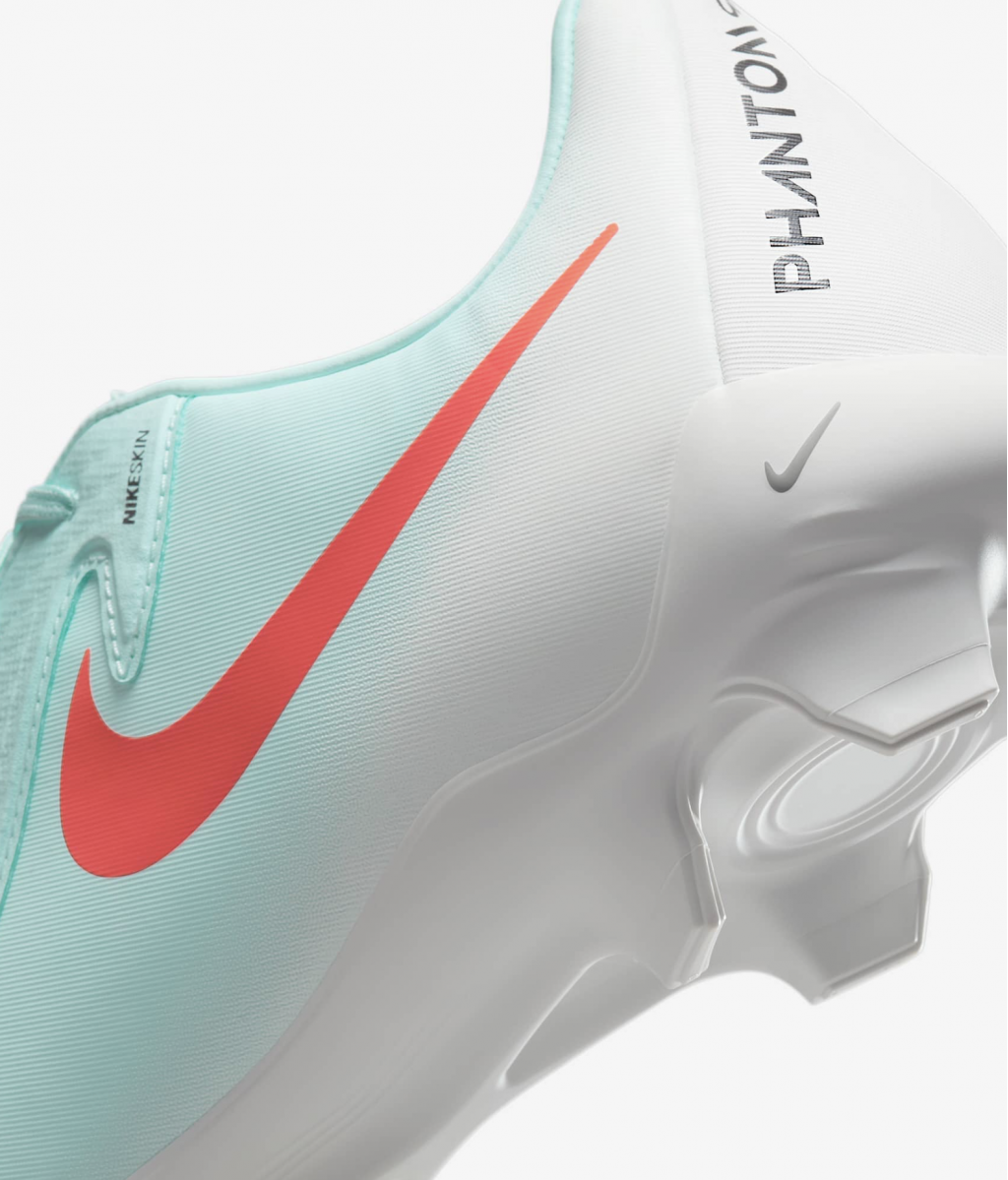 Бутсы Nike Phantom GX II Academy FG