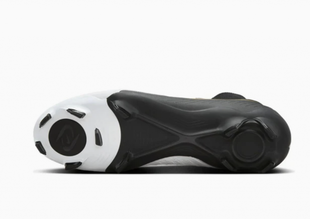 Бутсы Nike Phantom Luna 2 Academy FG