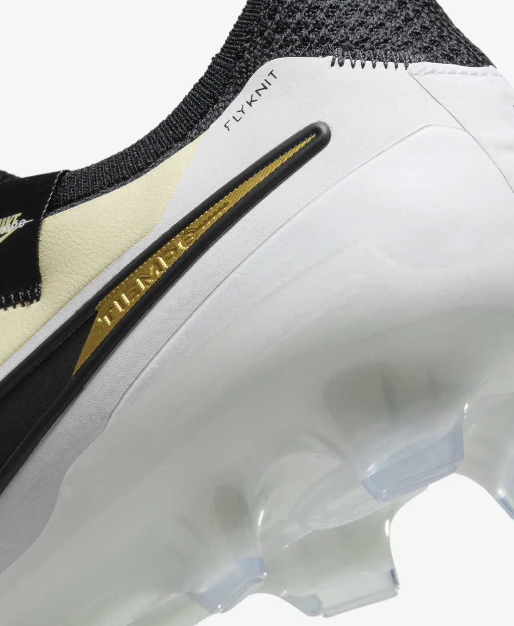 Бутсы профессиональные Nike Tiempo Legend 10 Elite FG