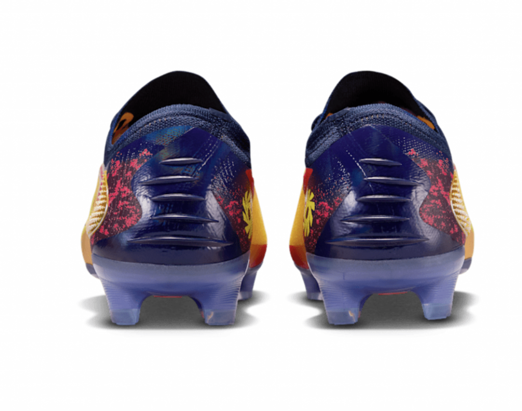 Бутсы профессиональные Nike Phantom 6 Low EH Elite FG