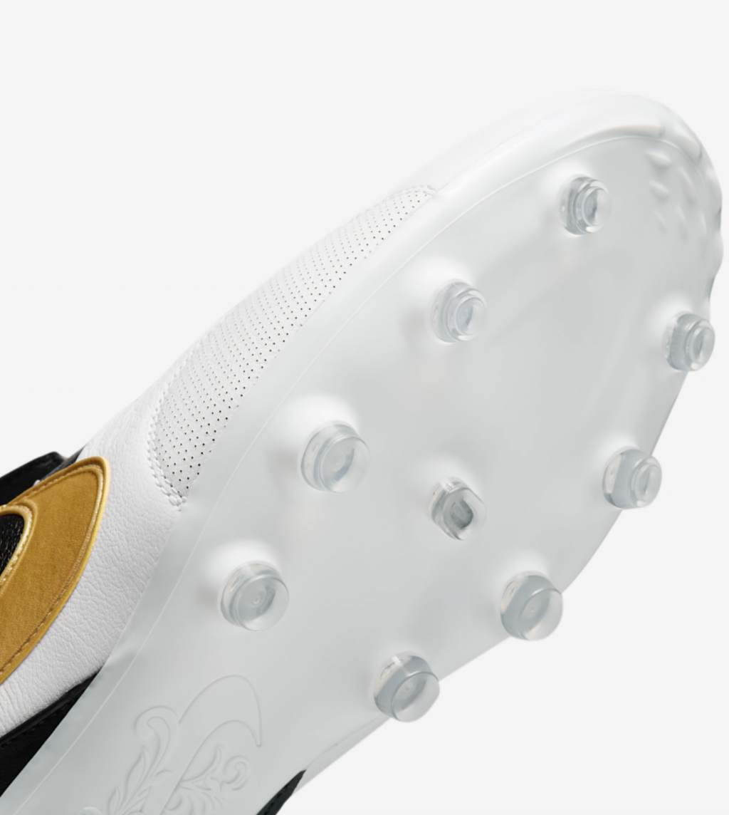 Бутсы профессиональные Nike Premier 3 FG