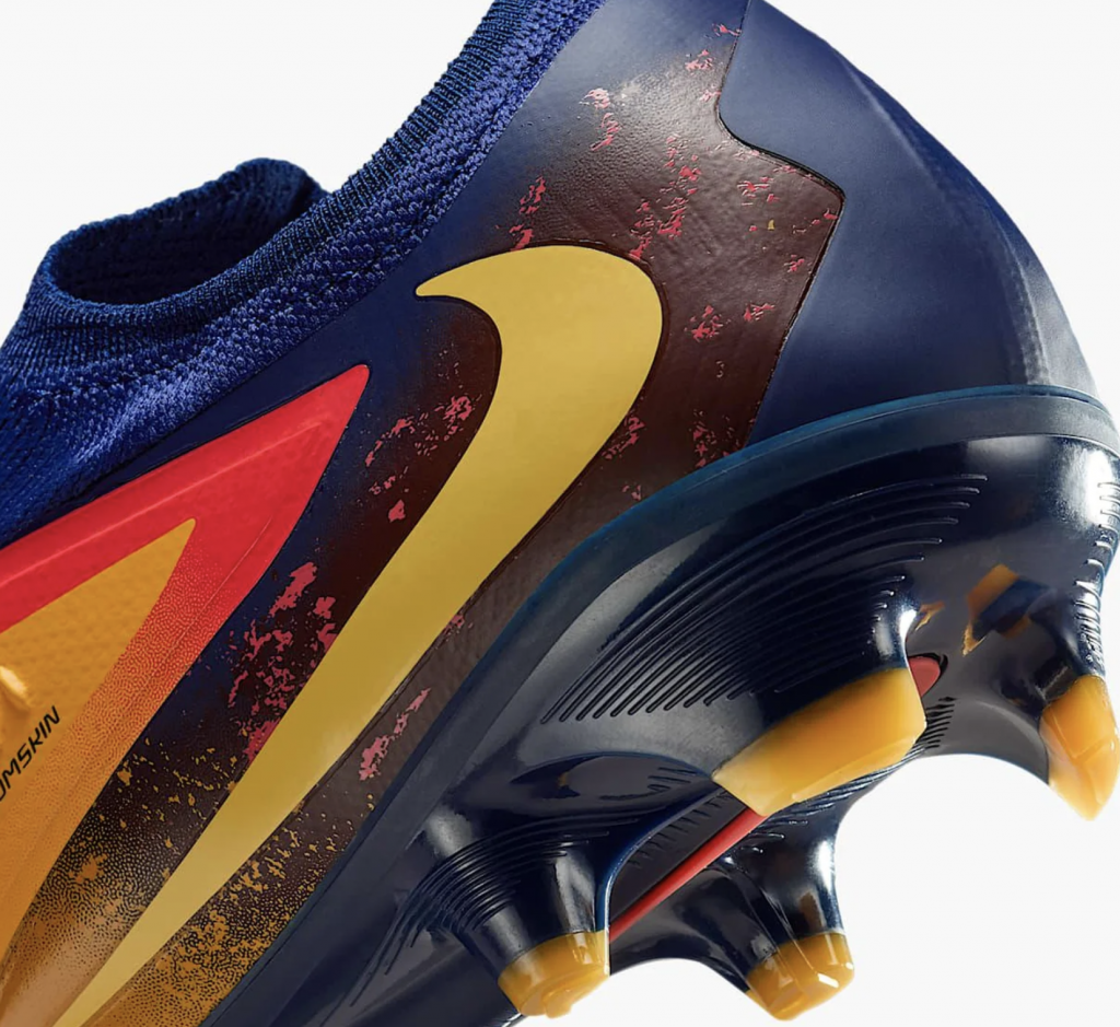 Бутсы полупрофессиональные Nike Phantom 6 Low EH Pro FG