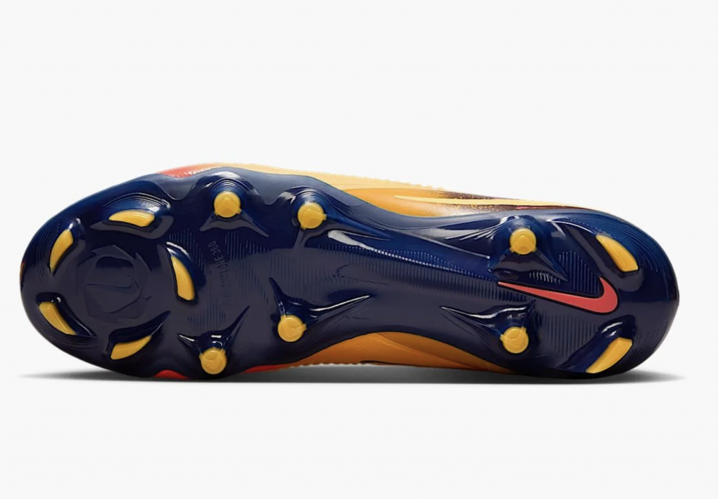 Бутсы полупрофессиональные Nike Phantom 6 Low EH Pro FG