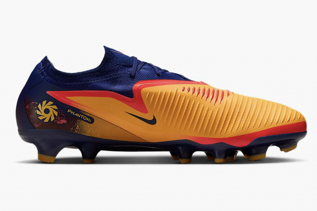 Бутсы полупрофессиональные Nike Phantom 6 Low EH Pro FG