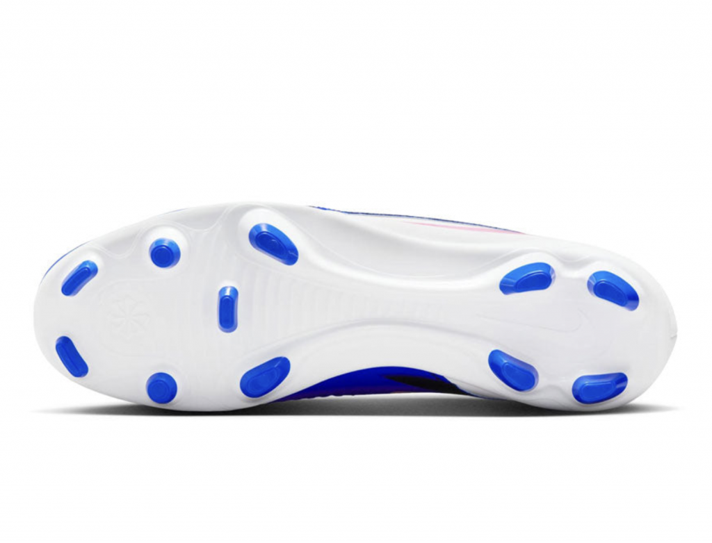 Бутсы Nike Phantom 6 Low Club FG