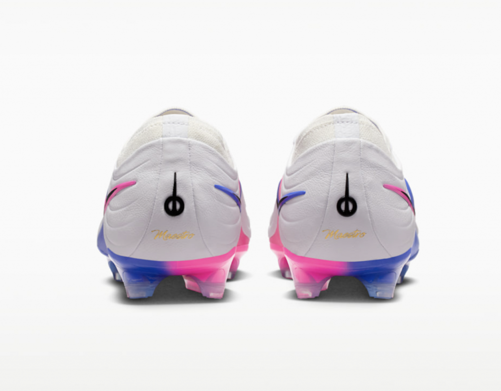 Бутсы профессиональные Nike Tiempo Maestro Elite FG