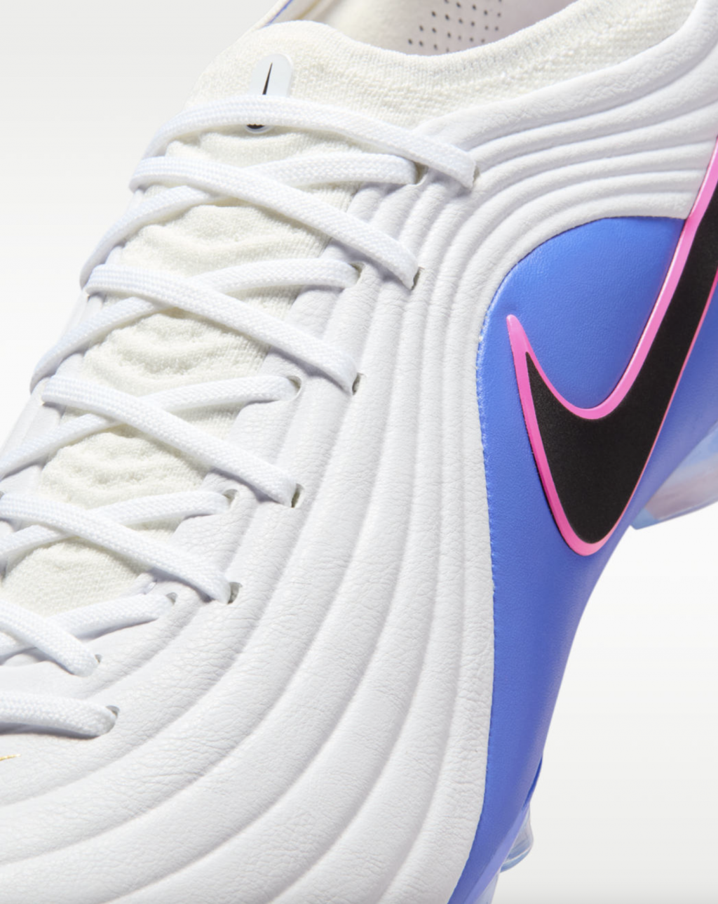 Бутсы профессиональные Nike Tiempo Maestro Elite FG