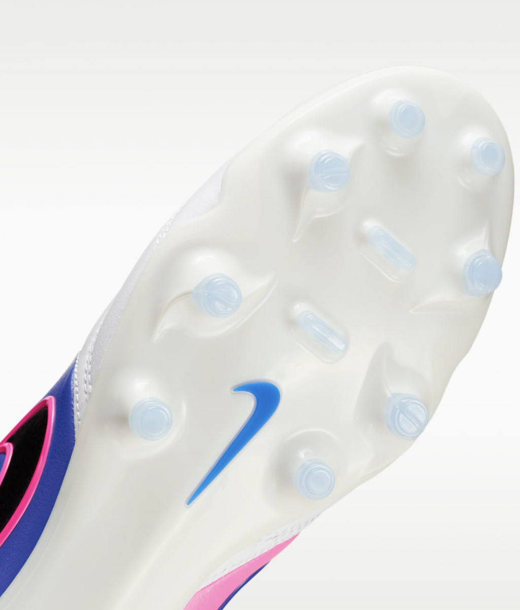 Бутсы полупрофессиональные Nike Tiempo Ligera Pro FG