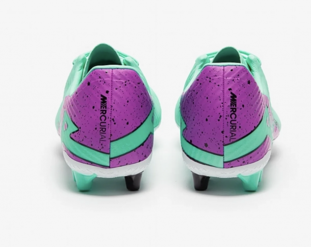 Бутсы Nike Mercurial Vapor 16 Academy AG