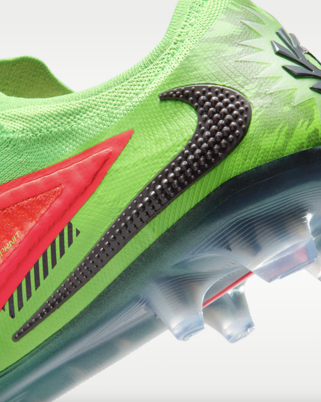 Бутсы профессиональные Nike Phantom 6 Low EH Elite FG