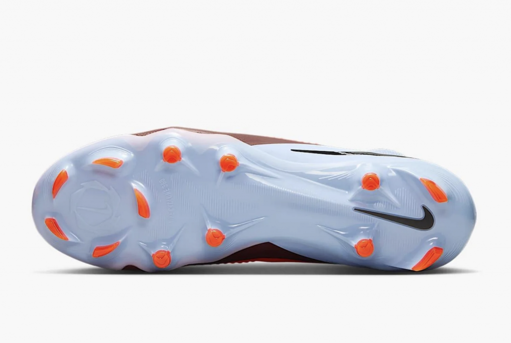 Бутсы полупрофессиональные Nike Phantom 6 High Pro FG