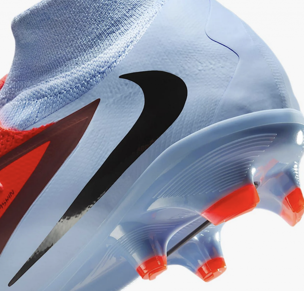 Бутсы полупрофессиональные Nike Phantom 6 High Pro FG