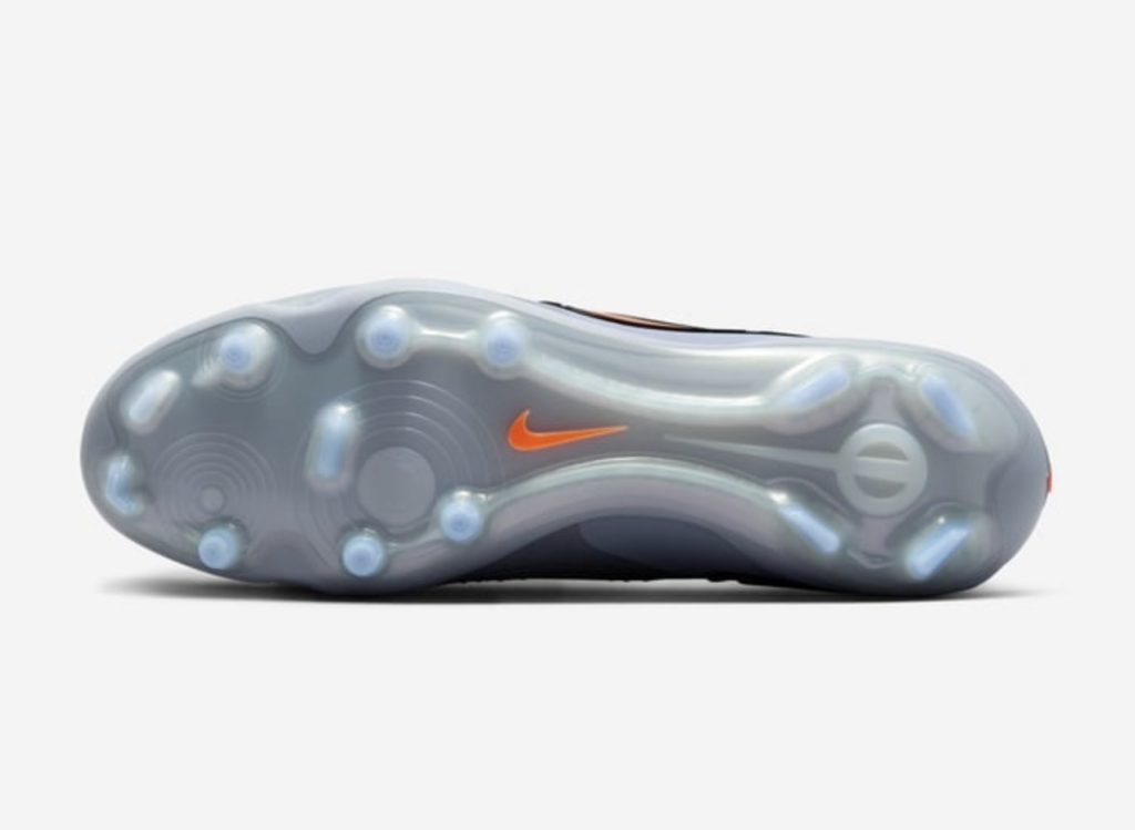 Бутсы профессиональные Nike Tiempo Legend 10 Elite FG