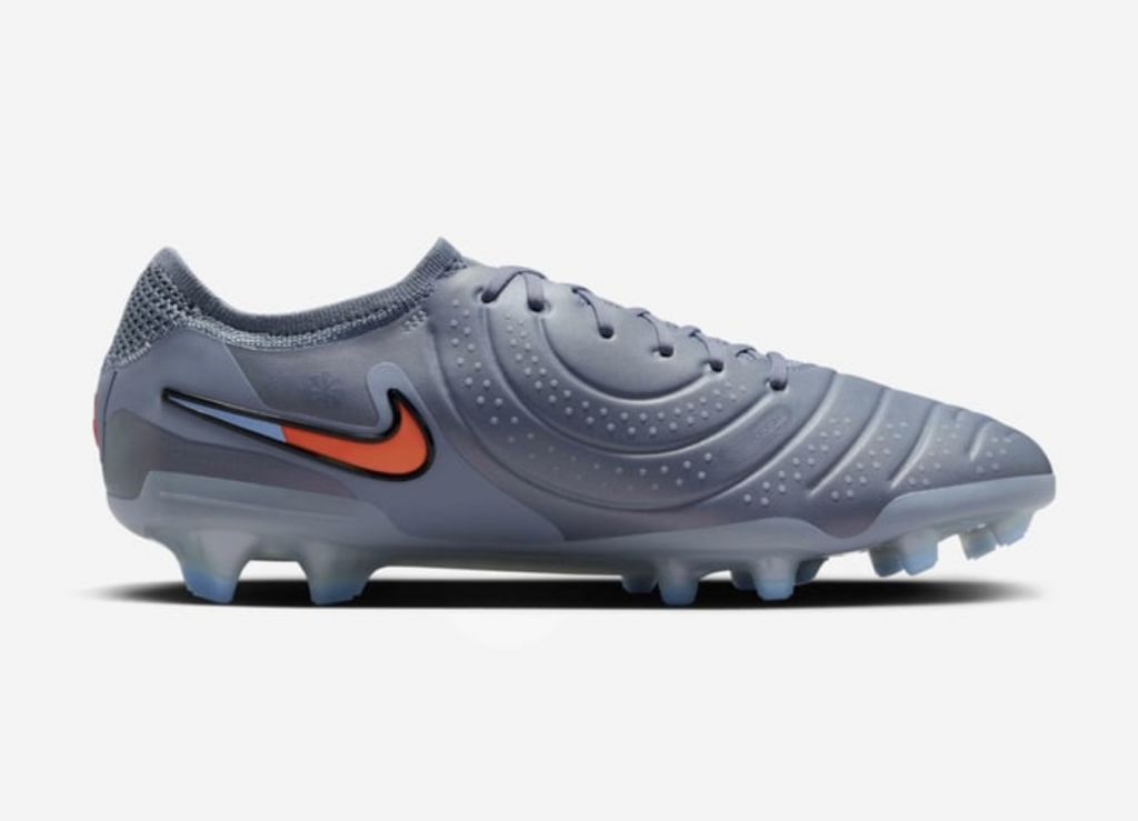 Бутсы профессиональные Nike Tiempo Legend 10 Elite FG