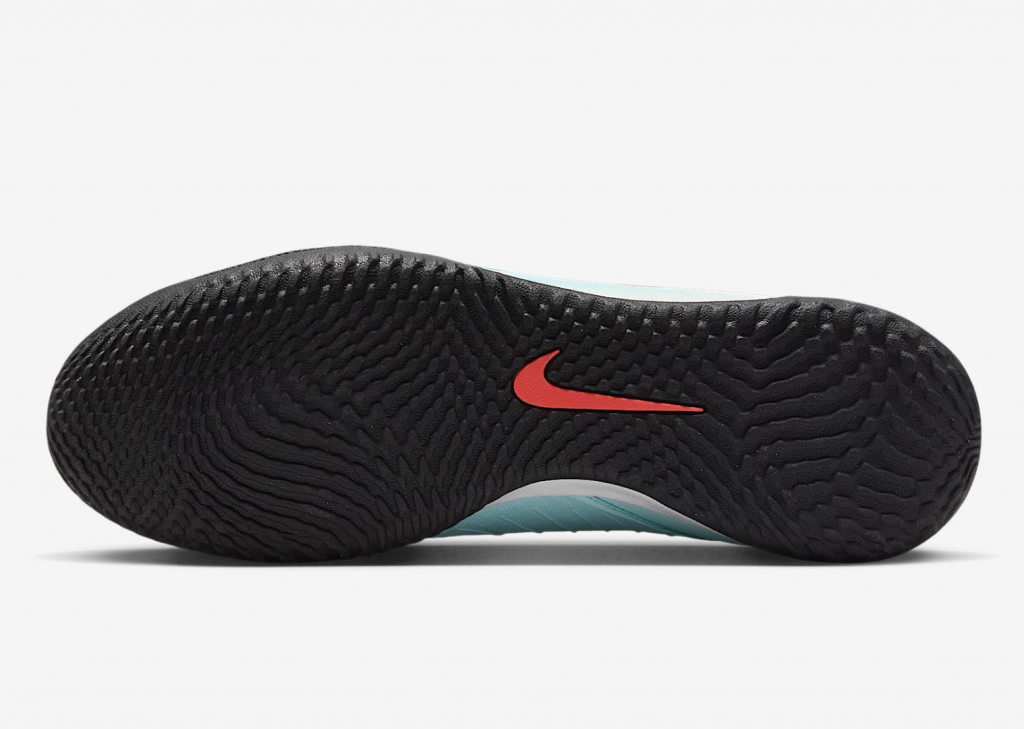 Футзалки Nike Phantom GX II Academy Indoor