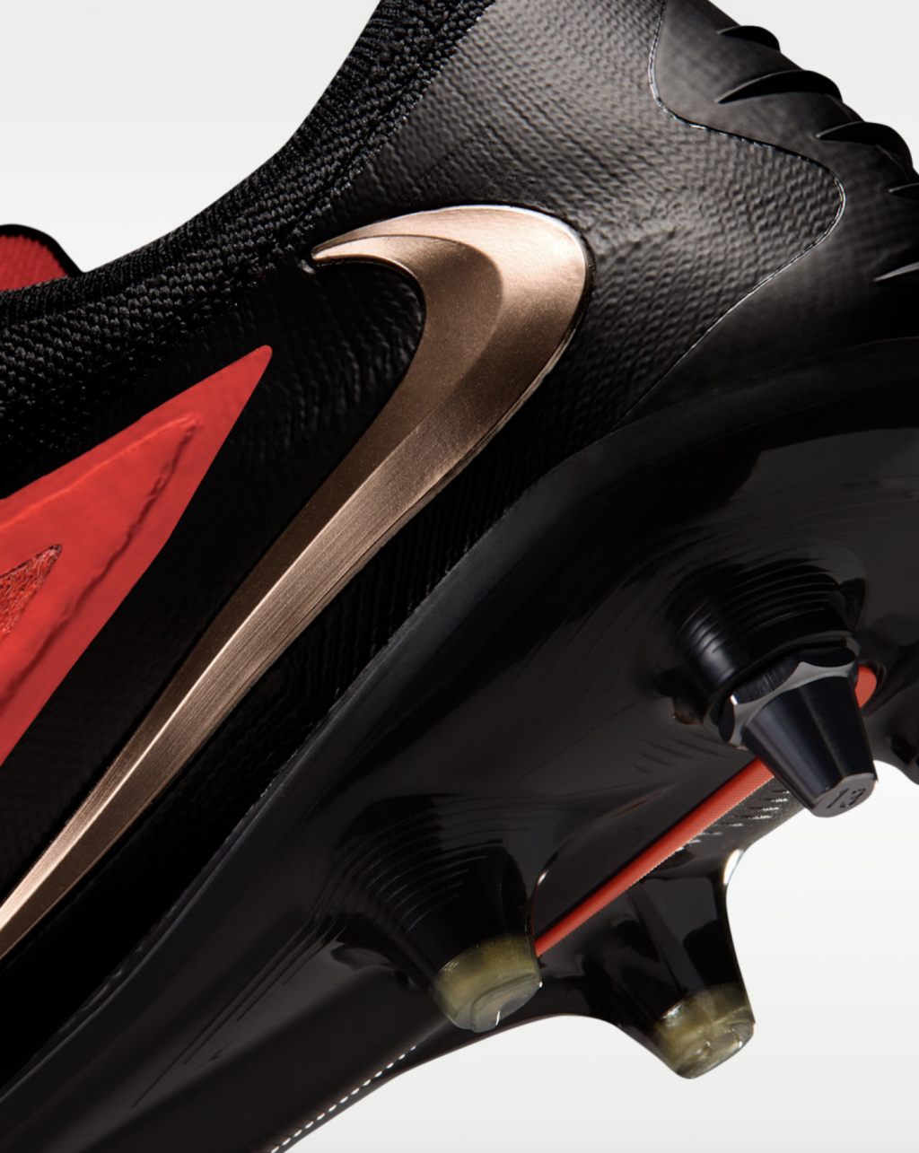 Бутсы профессиональные Nike Phantom 6 Low Elite SG-PRO
