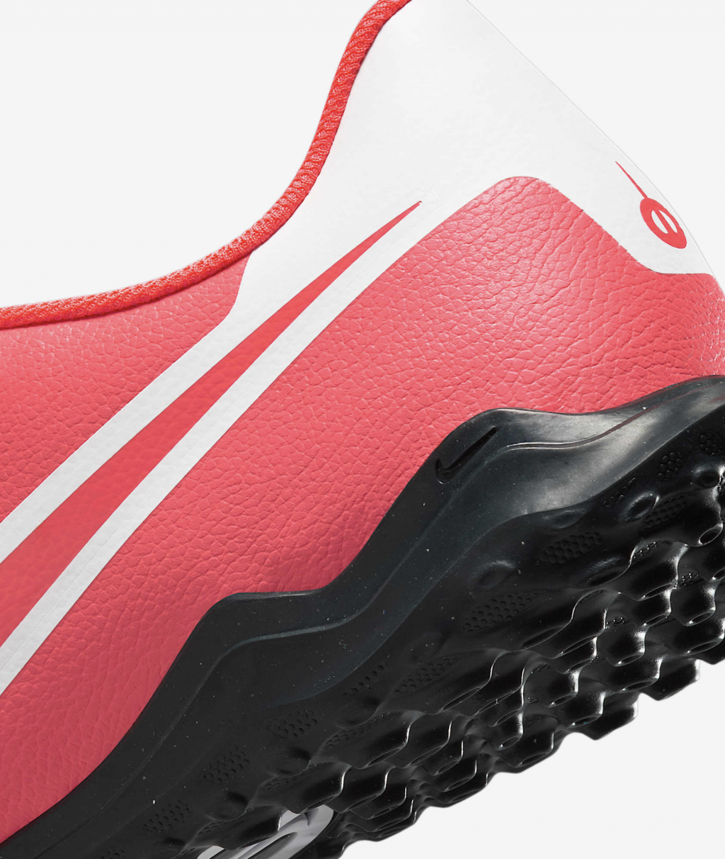Шиповки Nike Tiempo Legend 10 Club TF