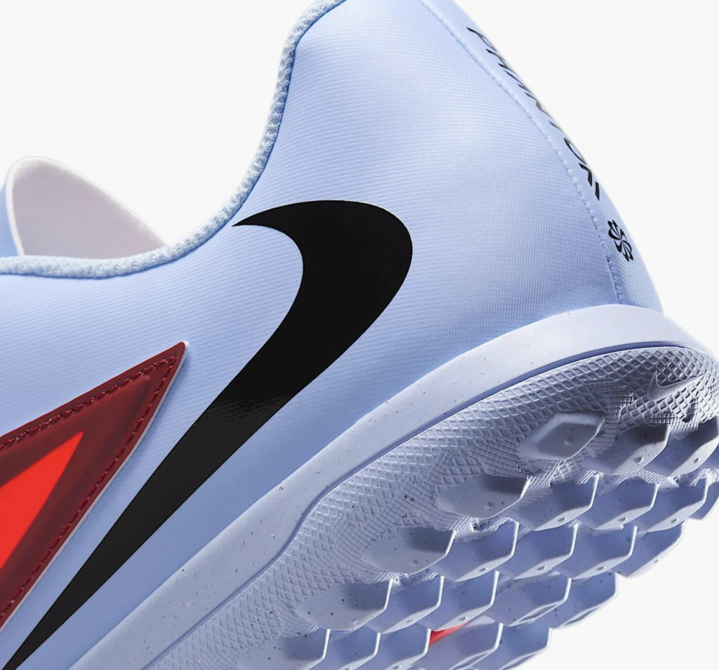 Шиповки Nike Phantom 6 Low Club TF