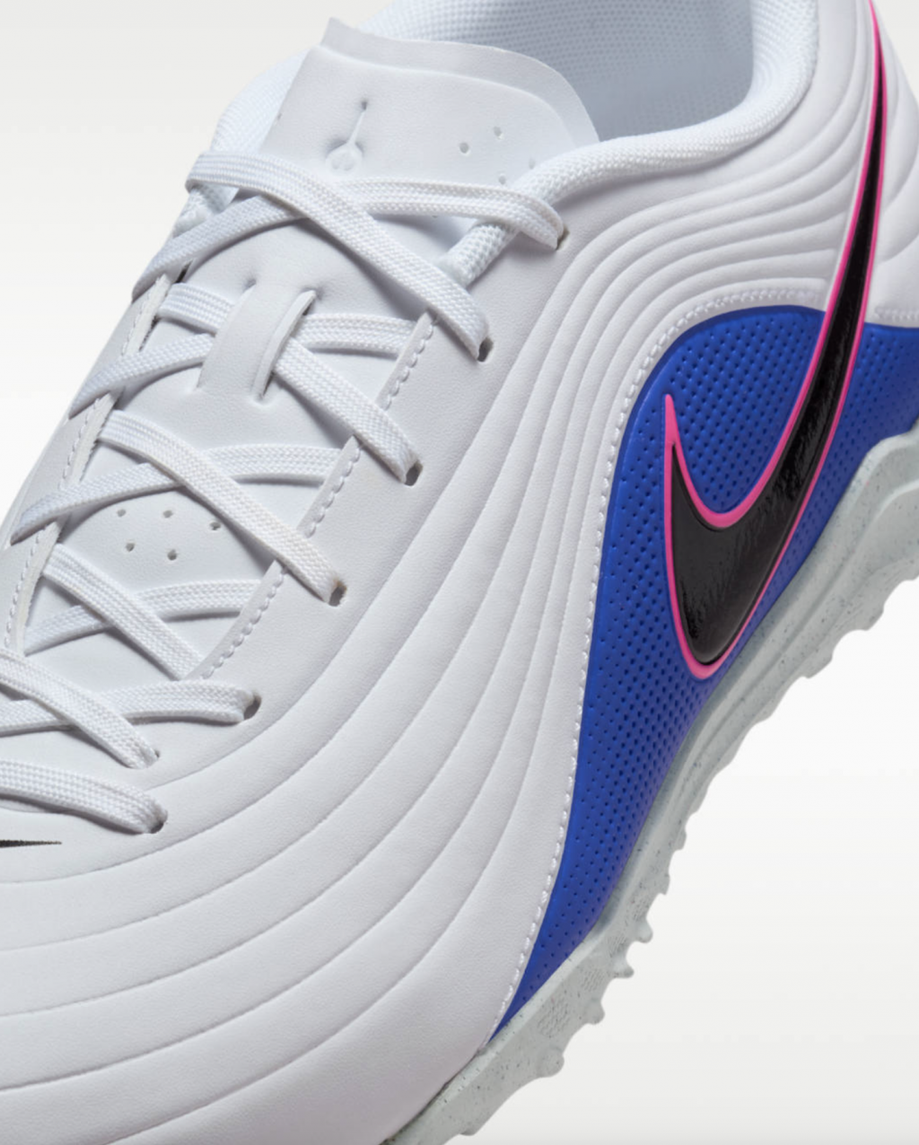 Шиповки Nike Tiempo Maestro Club TF