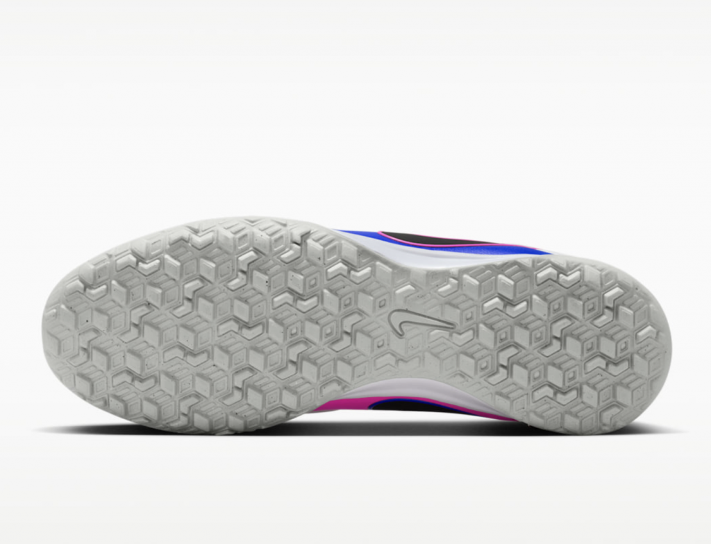 Шиповки Nike Tiempo Maestro Academy TF