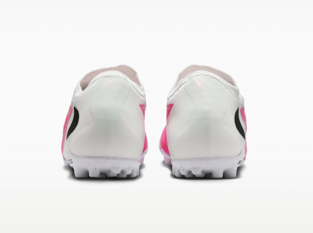 Шиповки профессиональные Nike Phantom 6 Low Pro TF