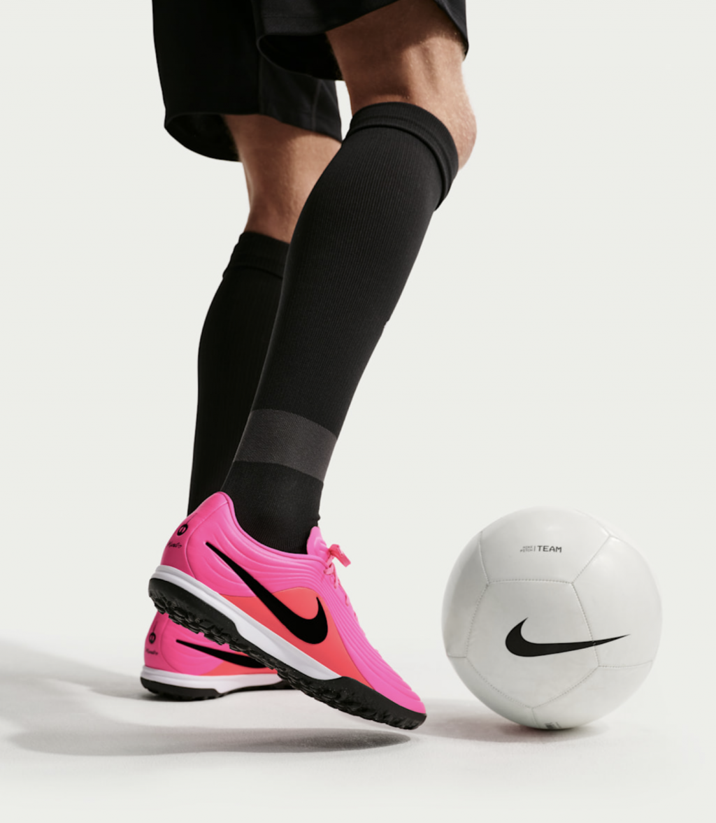 Шиповки Nike Tiempo Maestro Academy TF