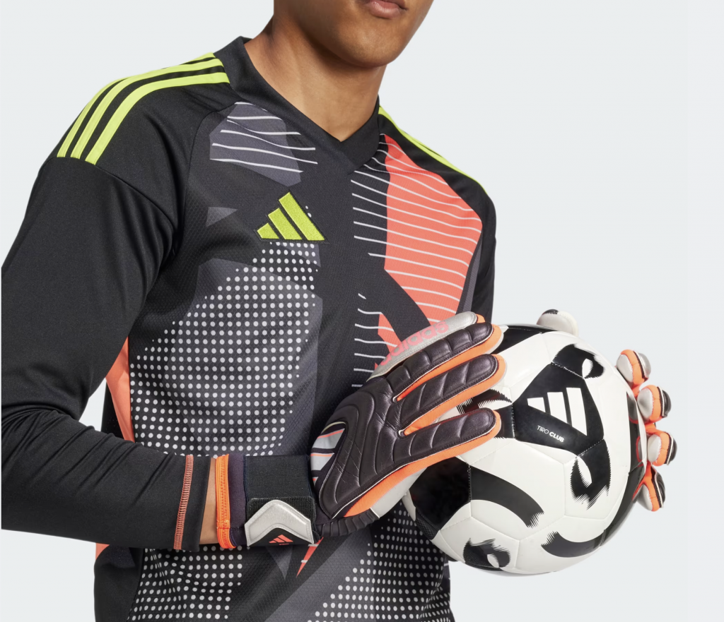 Перчатки вратарские профессиональные Adidas Copa Pro GK Gloves