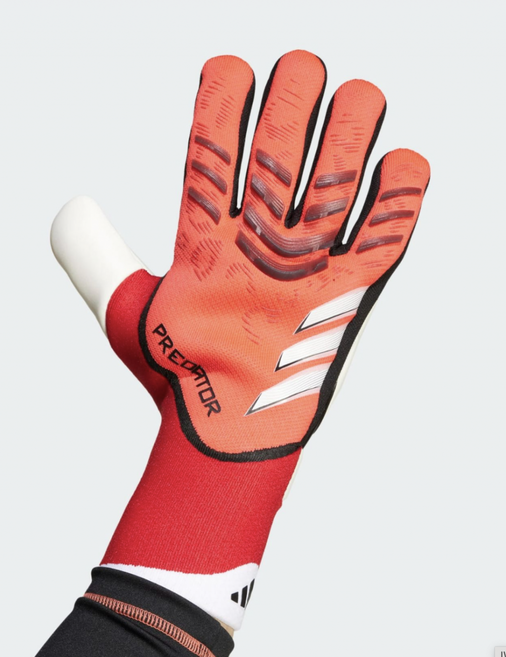Перчатки вратарские профессиональные Adidas Predator Pro GK Gloves