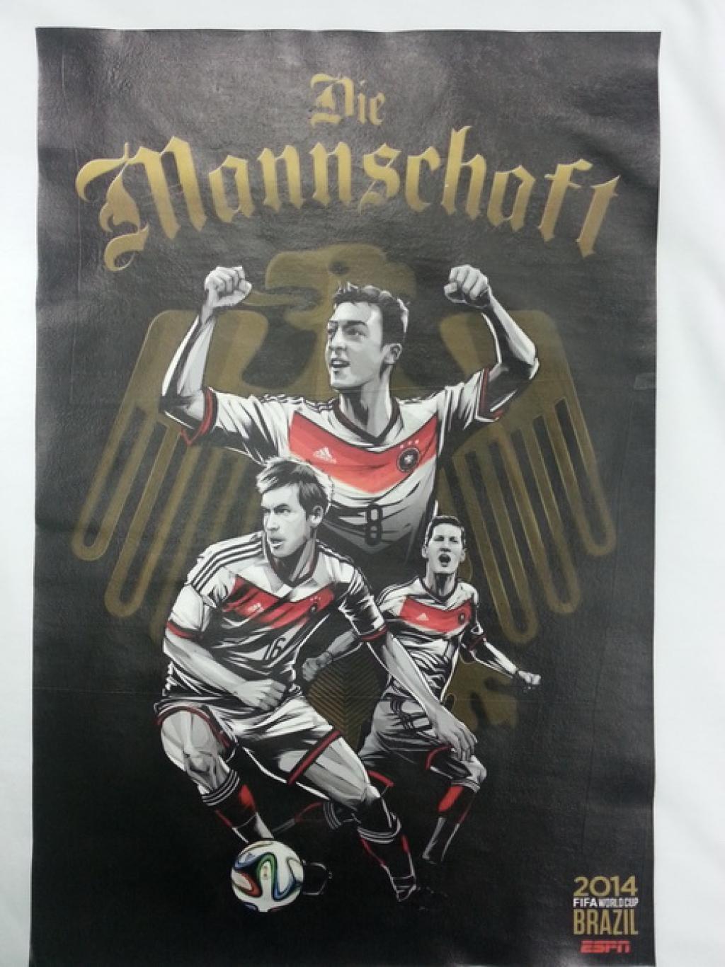 Фан-майка с официальным постером команды Германии